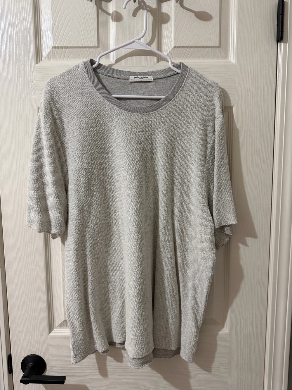 perfect white tee gray short sleeve sweatshirt